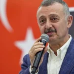 Başkan Büyükakın: Onlar konuşur, biz eser yaparız!