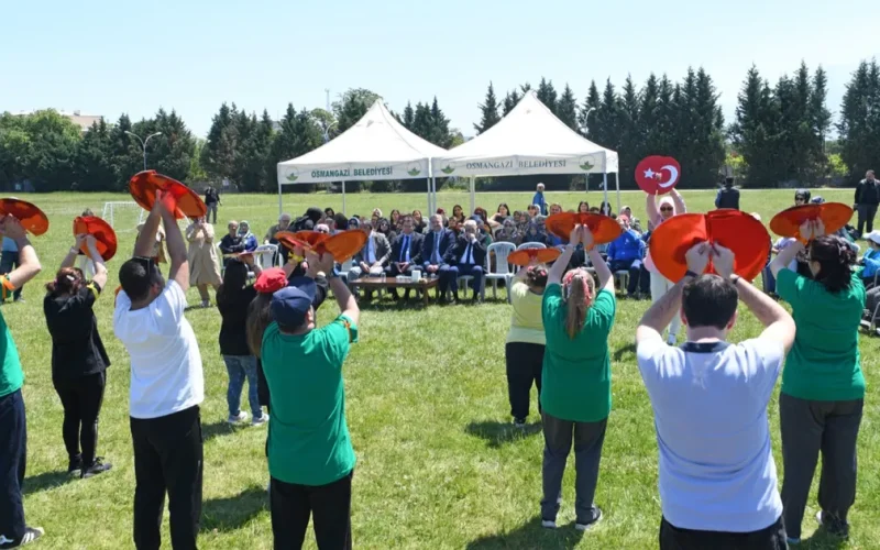 Bursa Osmangazi’de uçurtma şenliği ile farkındalık