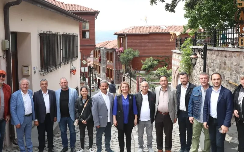 Kapanca’da söz sanatın, sahne sokakların!