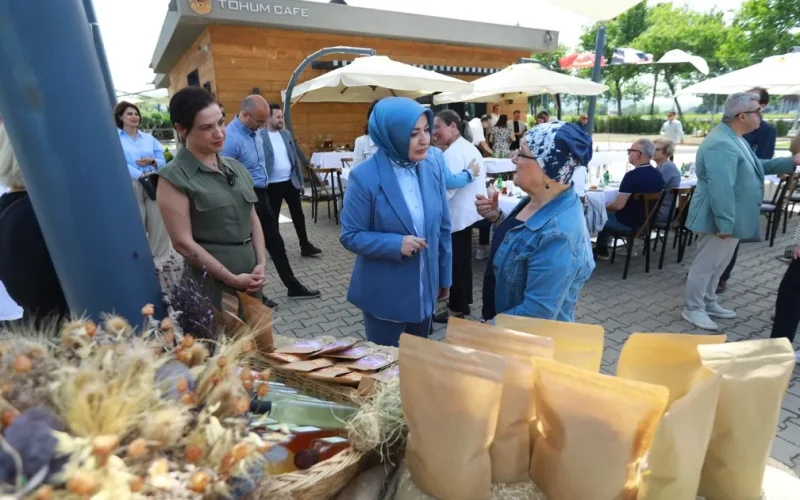KEFEK üyeleri Efes Tarlası Yaşam Köyü’nü gezdi