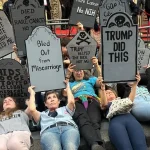 Manhattan’da ‘Milyarder Galasına’ protesto şoku!