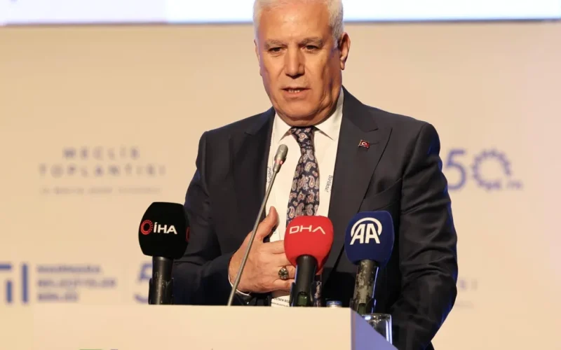 Mustafa Bozbey: “Marmara Denizi can çekişiyor, birlikte kurtaralım”