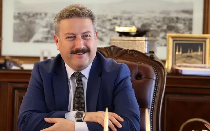 Mustafa Palancıoğlu’ndan Anneler Günü mesajı